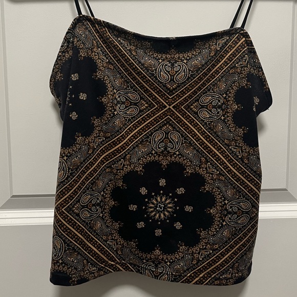 Spaghetti strap paisley top - Picture 1 of 1